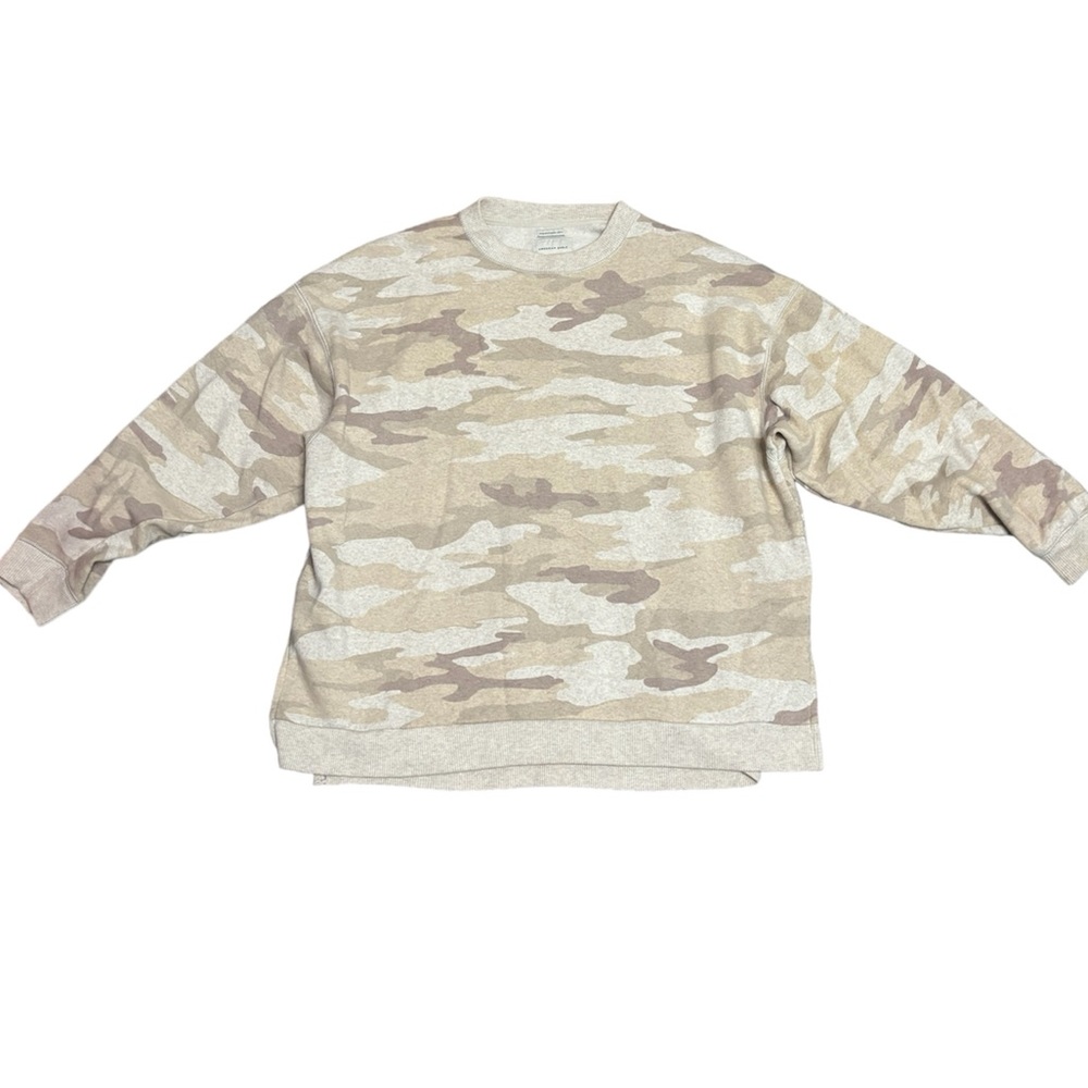 American Eagle Oversized (jegging fit) crew neck, fleece inside. Size small.